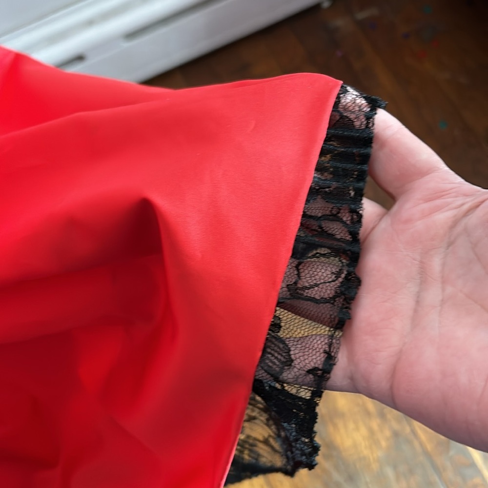 Vintage Black Lace and Red Party Dress 6 - Picture 10 of 13